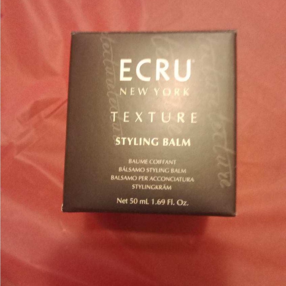 Hair texture styling product ecru